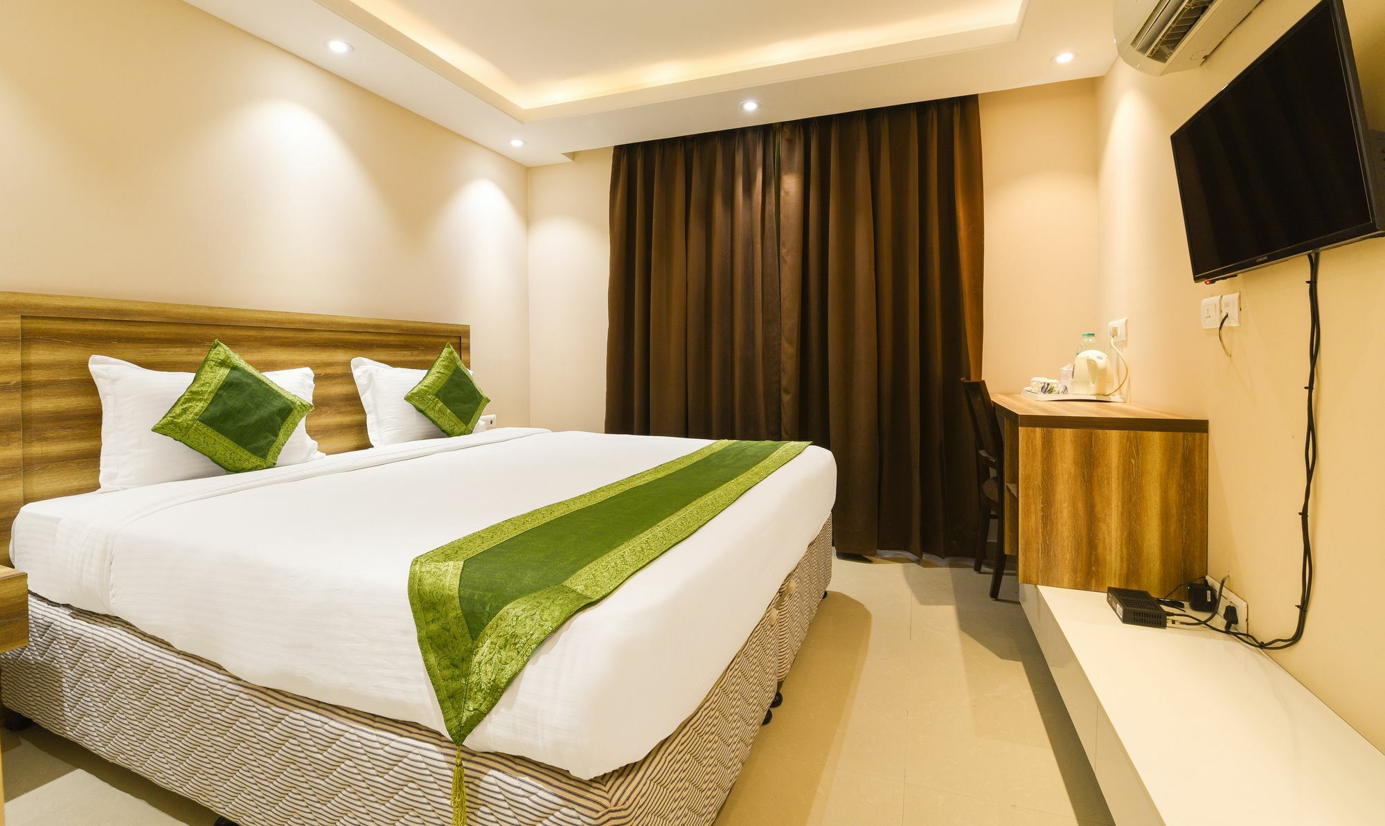 Treebo Iffco Chowk Gurgaon Exterior photo